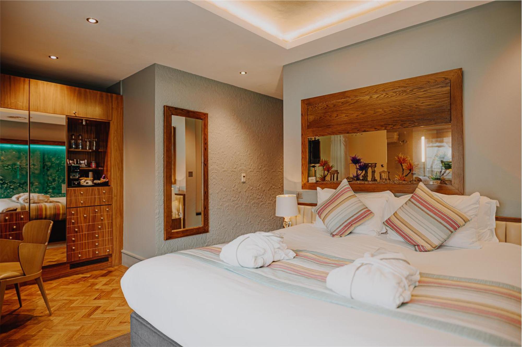 Hotel Le Monde Edinburgh new 2024 prices, reviews, book now
